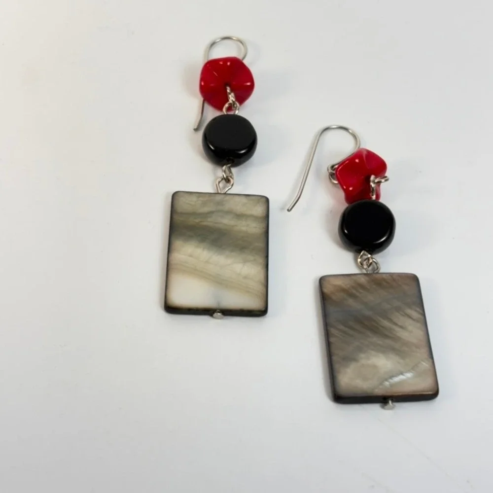 Vintage Drop Earrings Grey Red Black Shell Glass Boho Minimalist 90s Statement
